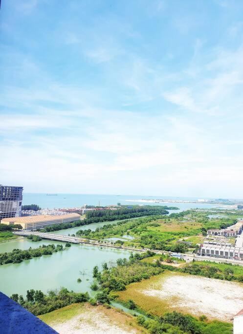 Seaview#Warmth#Netflix#Privatebathtub#Seasideluxurycondo#Imperioresidence 말라카 외부 사진