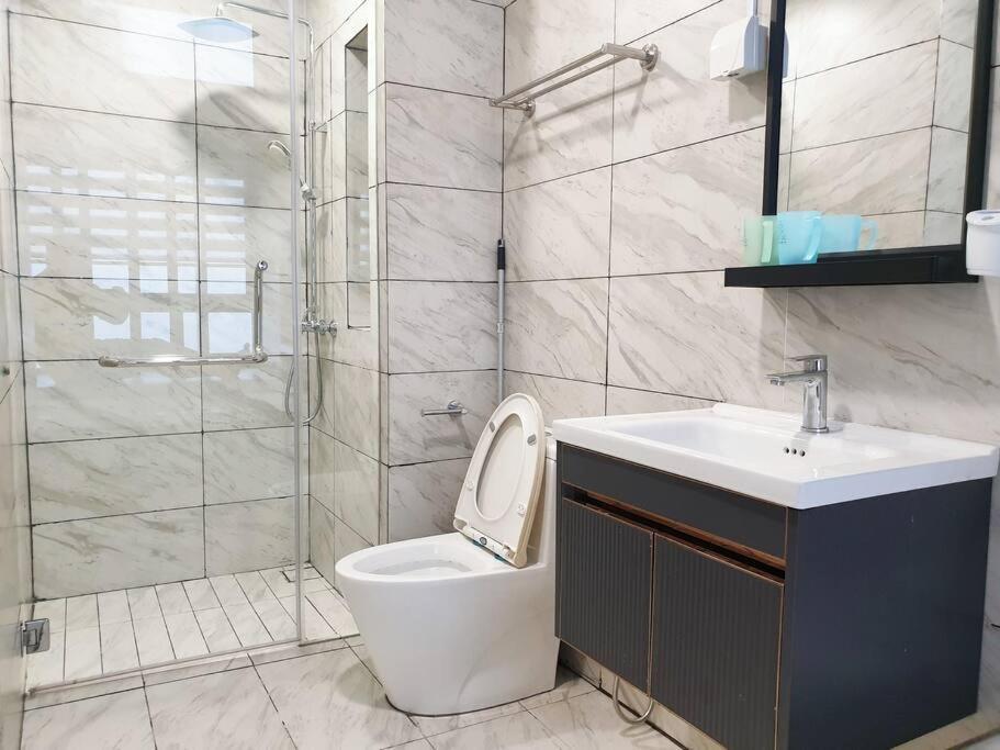 Seaview#Warmth#Netflix#Privatebathtub#Seasideluxurycondo#Imperioresidence 말라카 외부 사진
